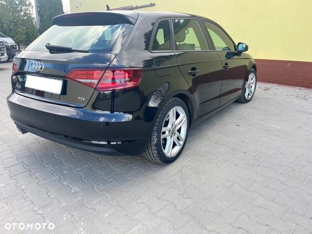 Audi A3 Sportback 2.0 TDI Attraction - 6