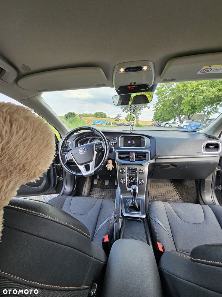 Volvo V40 D2 - 4