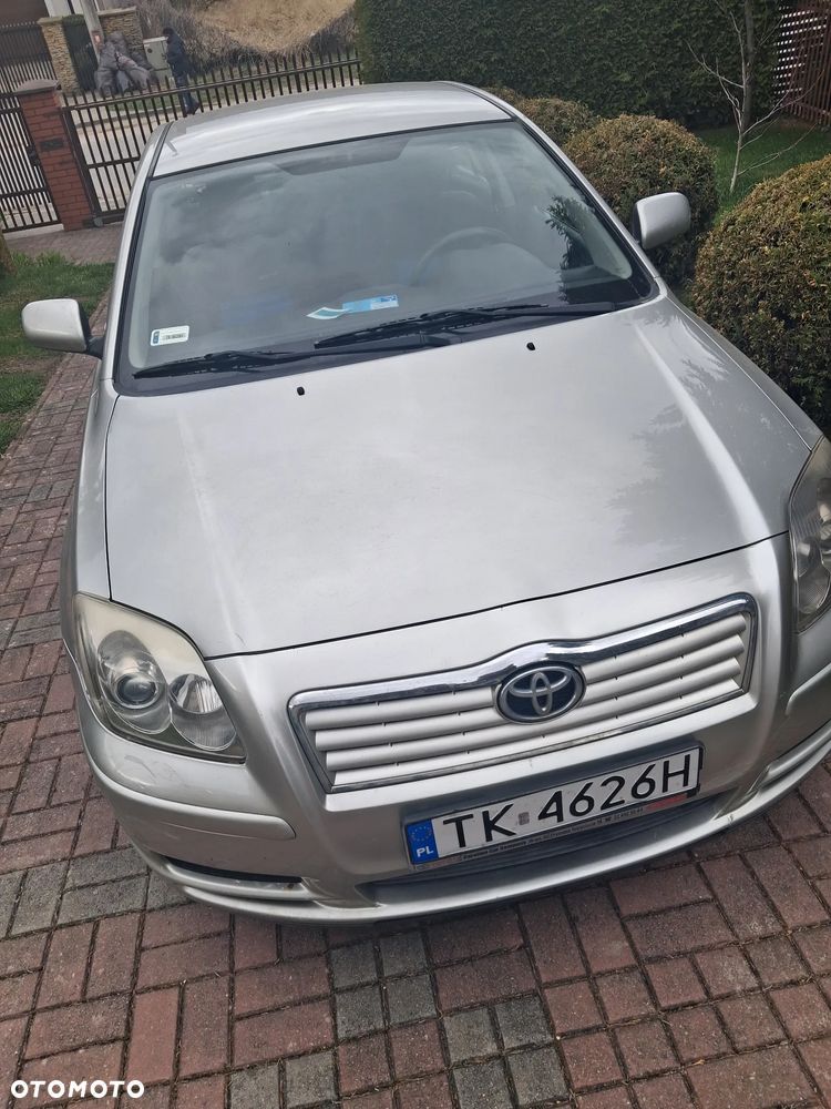 Toyota Avensis 1.8 VVT-i Terra - 4