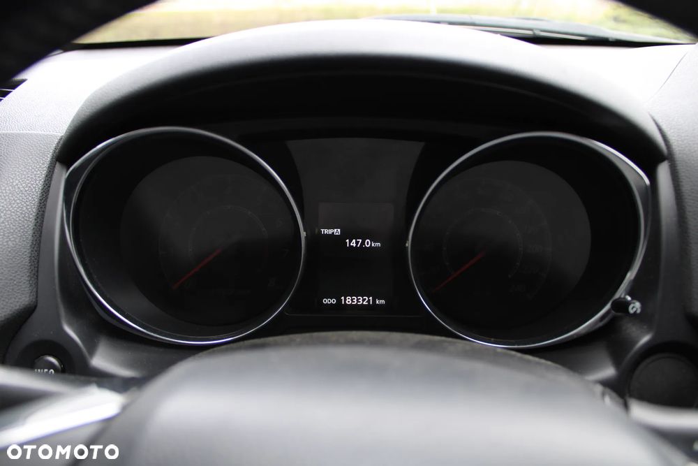 Mitsubishi ASX 1.6 Inform - 21