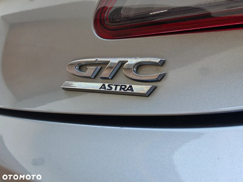 Opel Astra - 9
