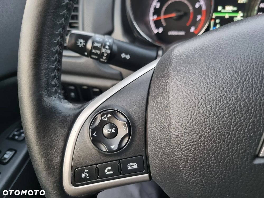 Mitsubishi ASX - 20