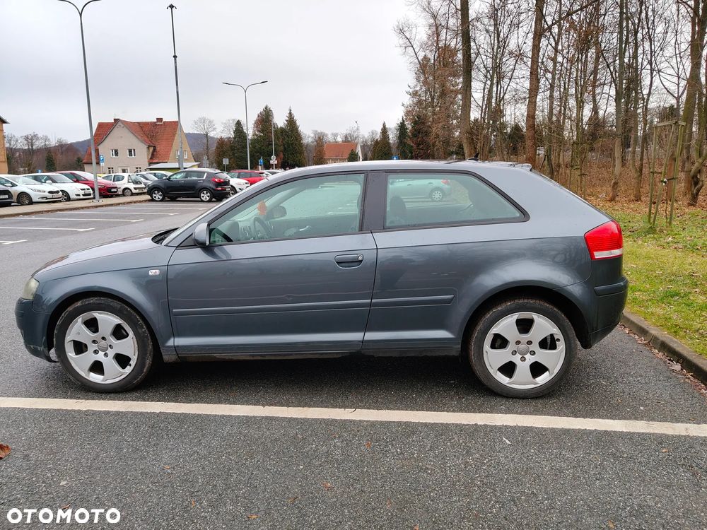 Audi A3 3-drzwiowe 2.0 TDI DSG Ambiente - 2