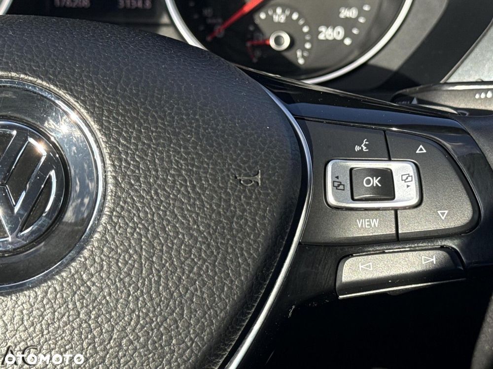 Volkswagen Tiguan Allspace 2.0 TDI 4Mot SCR Comfortline DSG 7os - 17