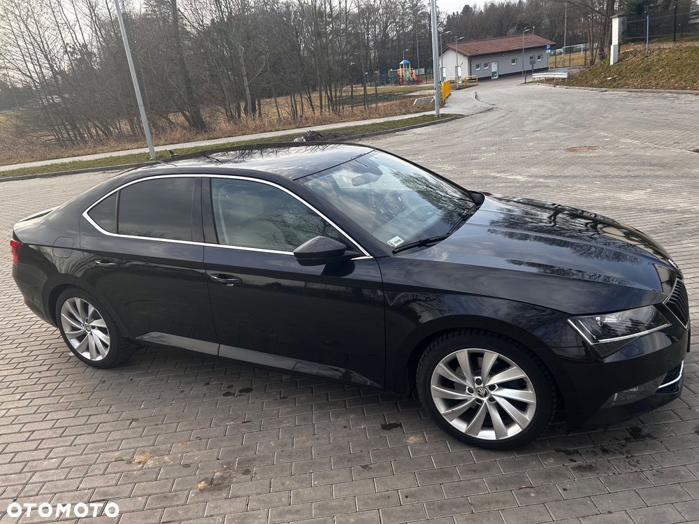 Skoda Superb 2.0 TDI Style DSG - 13