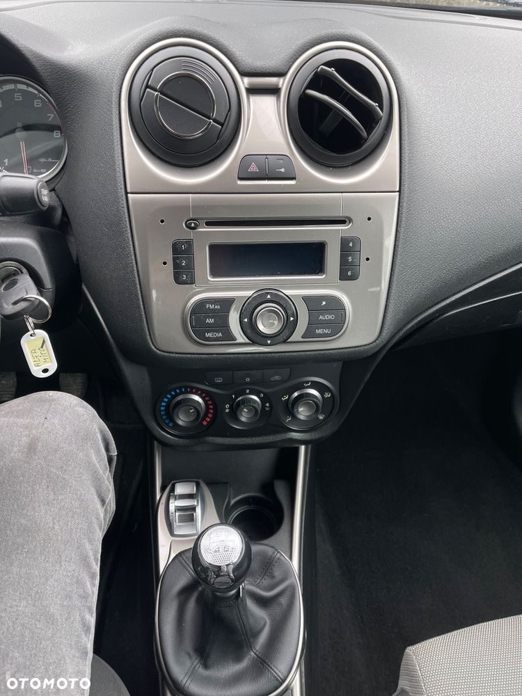 Alfa Romeo Mito 1.4 Distinctive - 19