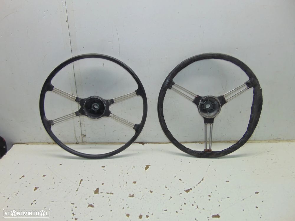 Volantes antigos MGA/Land Rover - 1