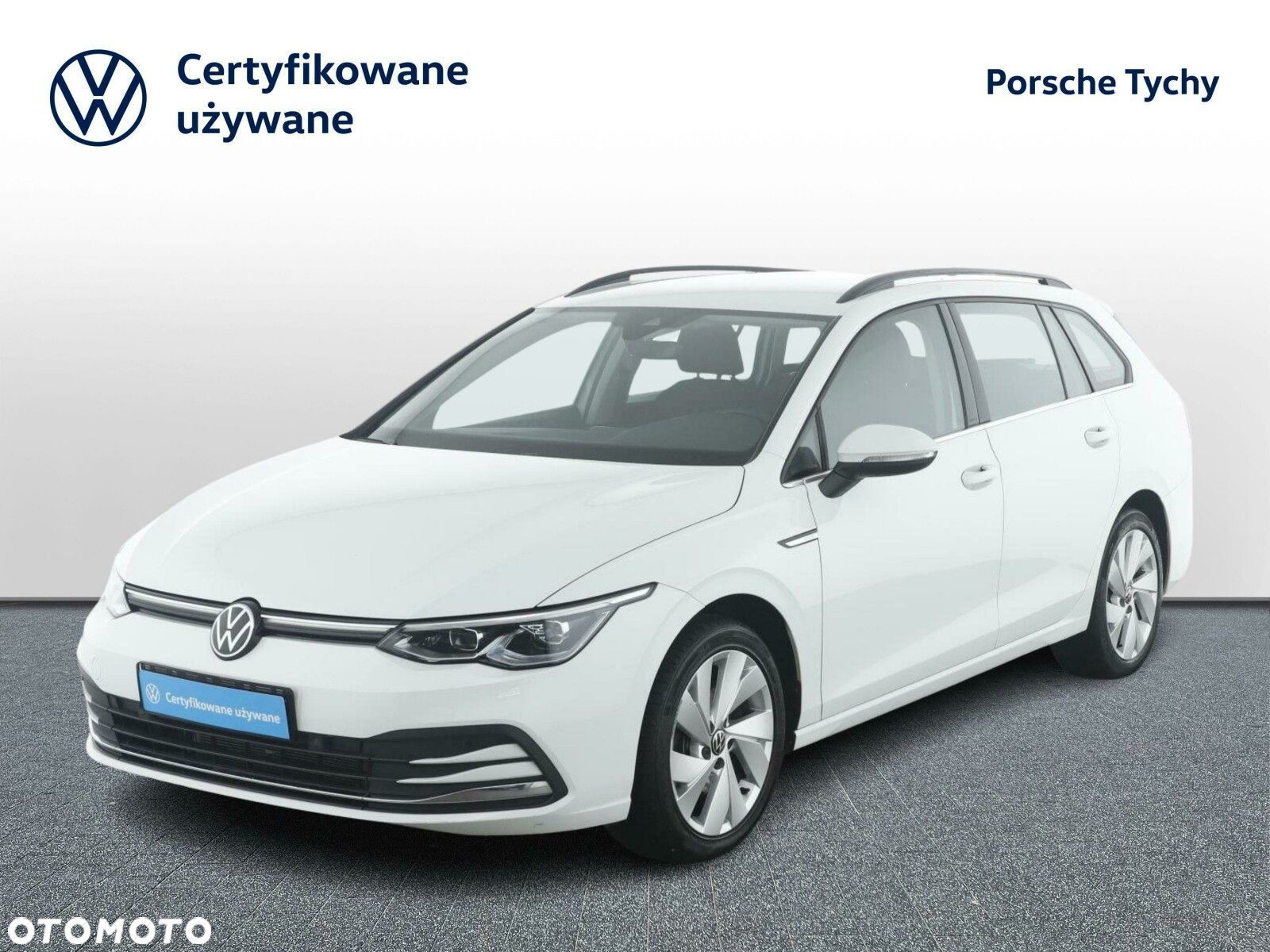 Volkswagen Golf - 1