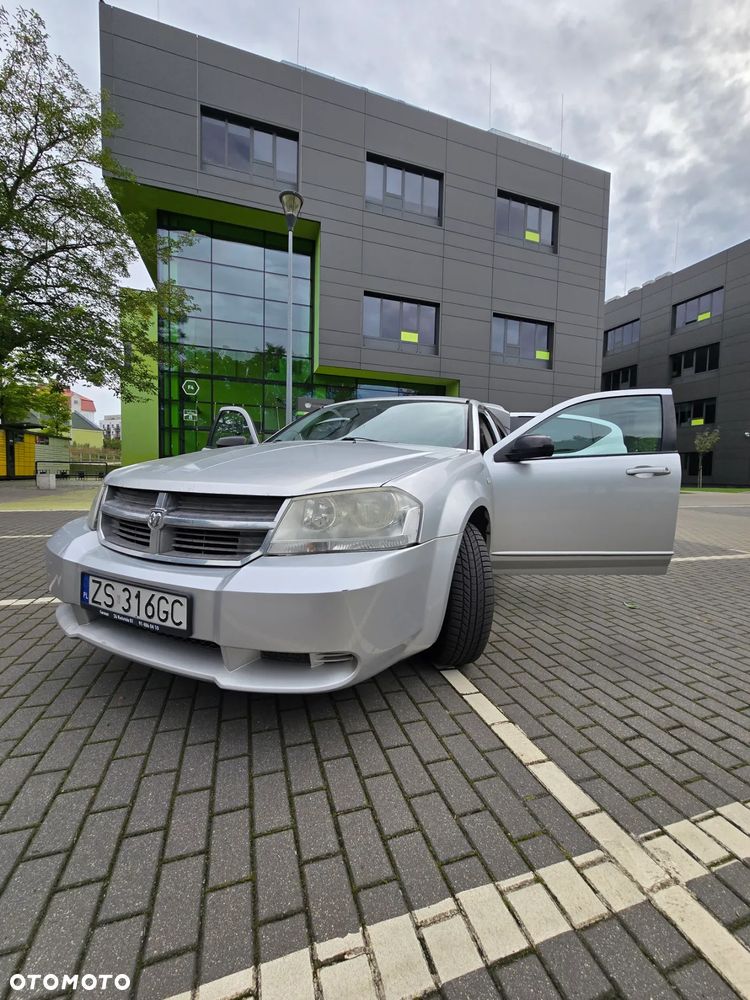 Dodge Avenger - 2