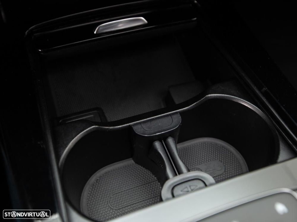 Mercedes-Benz A 250 Limousine e Style Plus - 25