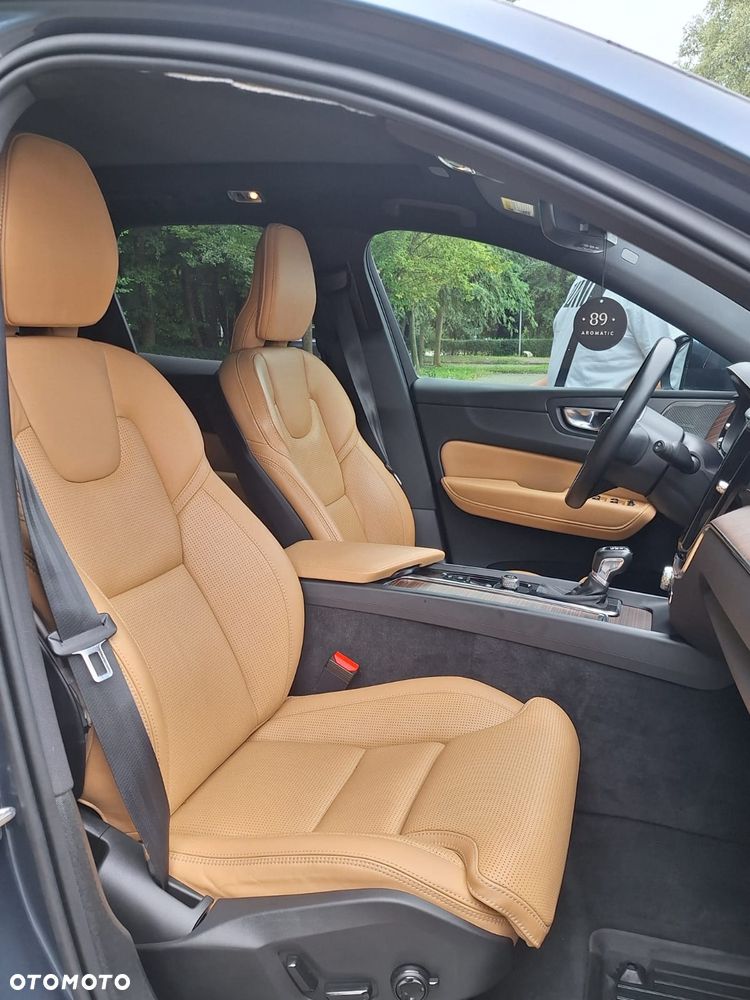 Volvo XC 60 T5 AWD Inscription - 13
