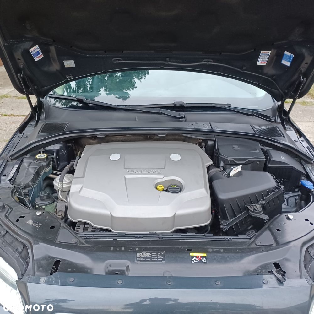 Volvo V70 2.0D Entry - 24