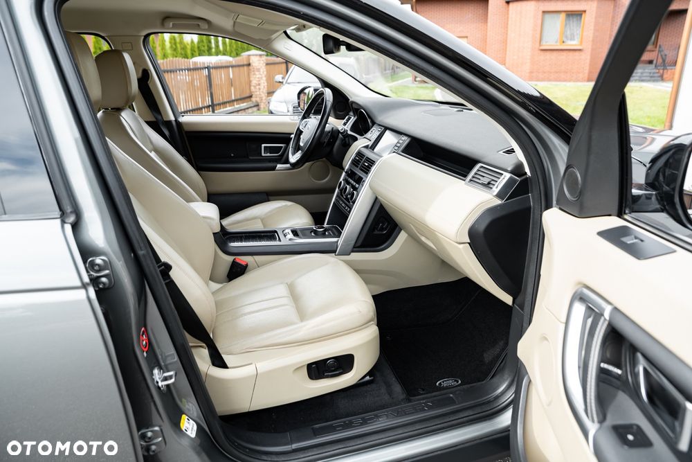 Land Rover Discovery Sport 2.0 TD4 HSE - 25