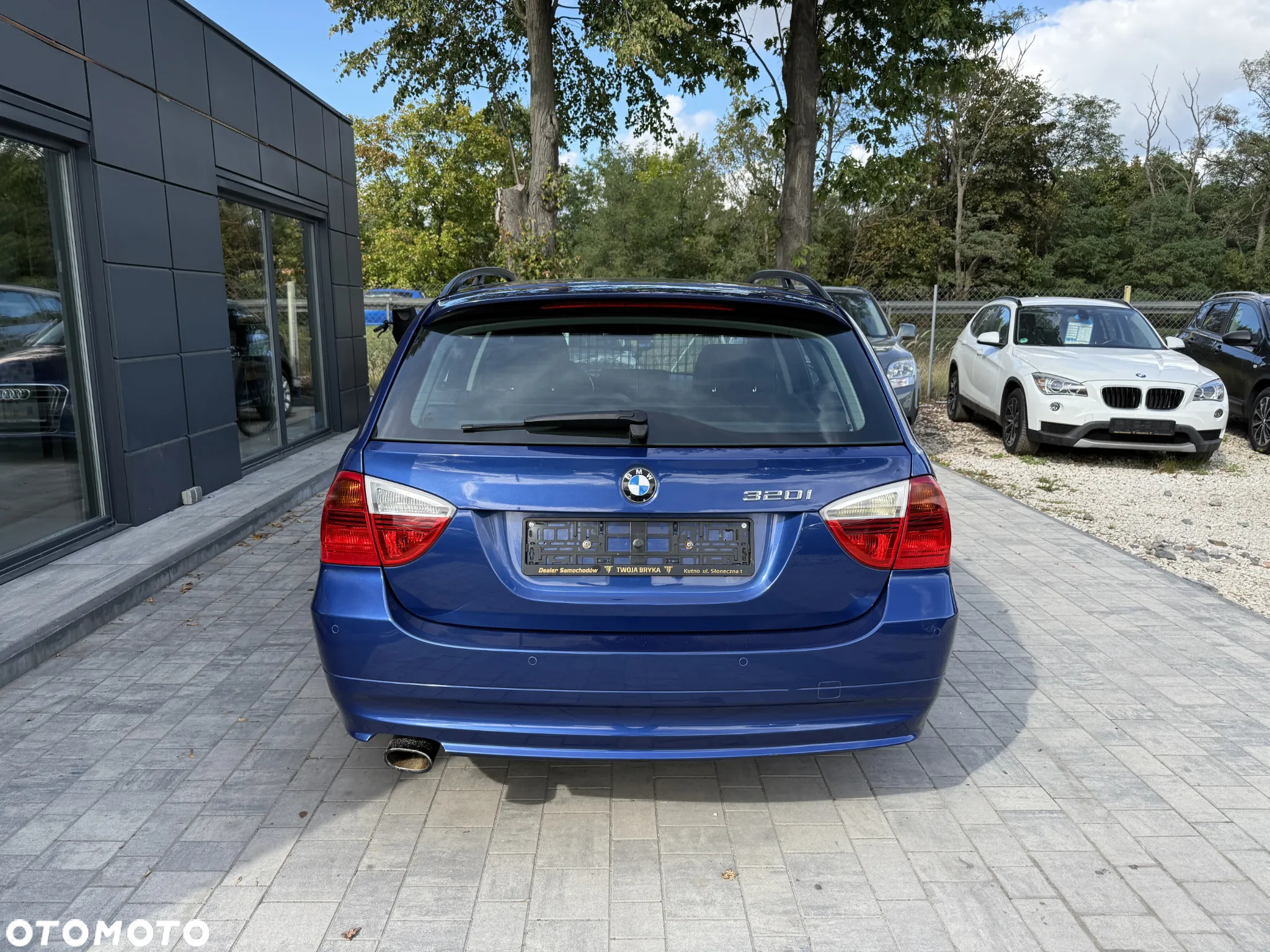 BMW Seria 3 320i Touring Edition Sport - 29