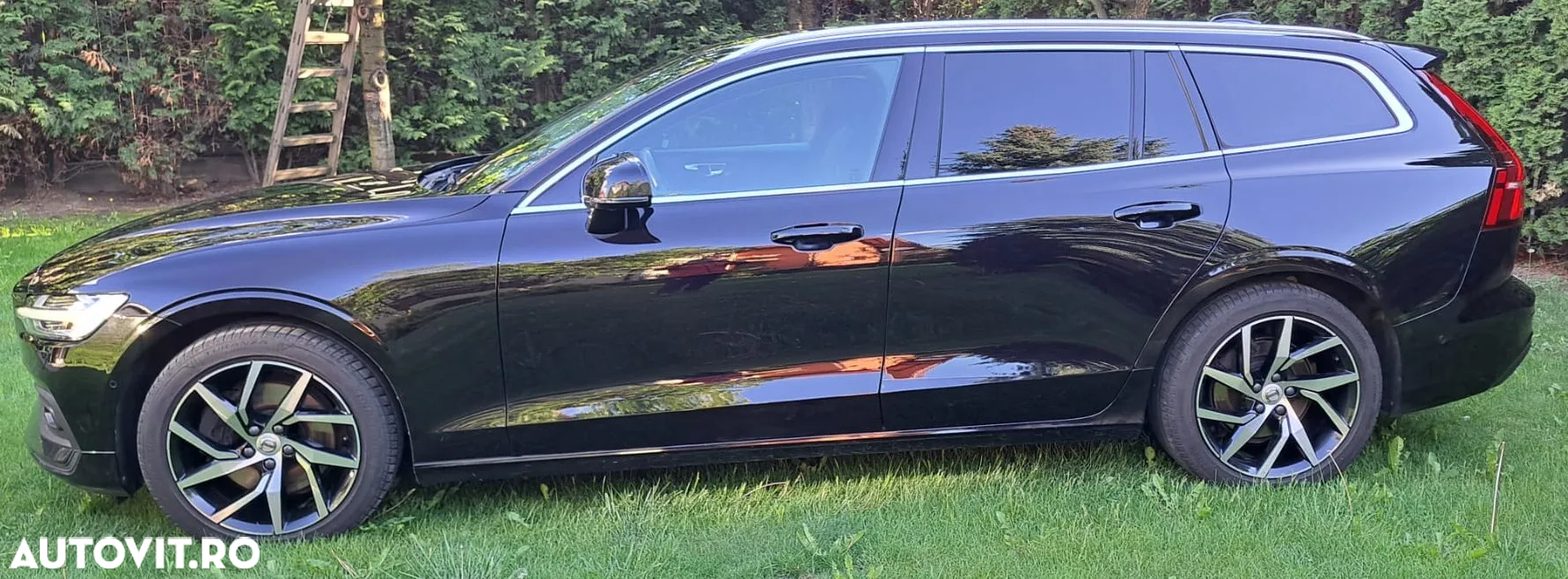Volvo V60 T4 Momentum Pro - 7