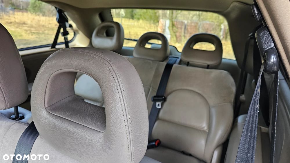 Chrysler Grand Voyager 3.3 LX - 10