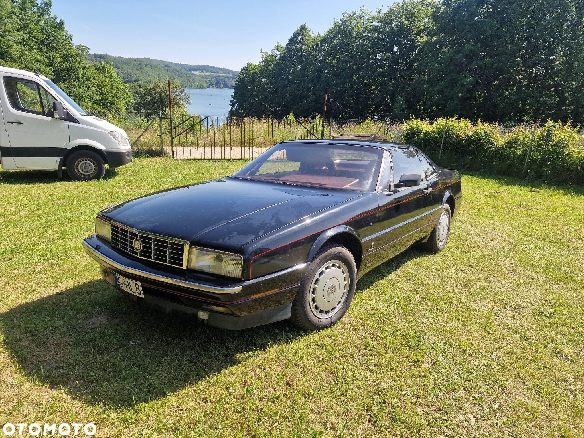 Cadillac Allante - 10