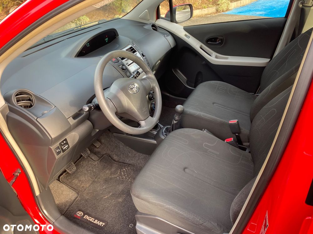Toyota Yaris 1.0 VVT-i Cool - 13