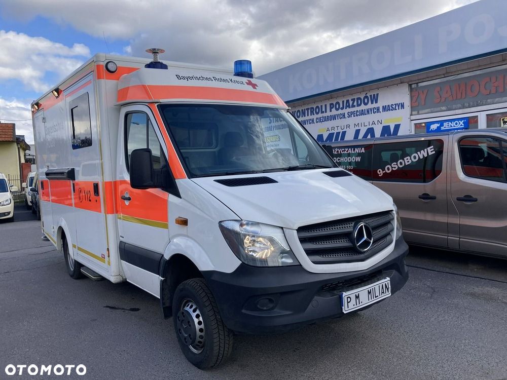 Mercedes-Benz Sprinter - 16