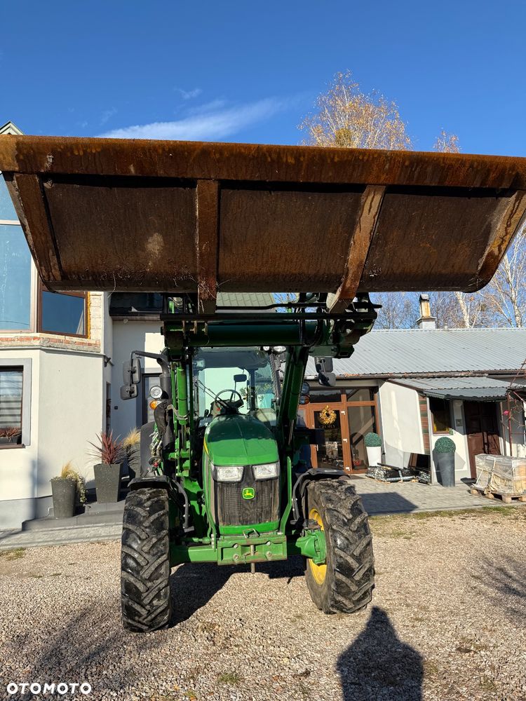 John Deere R5100 - 3