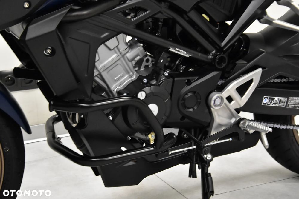 Honda CB - 22