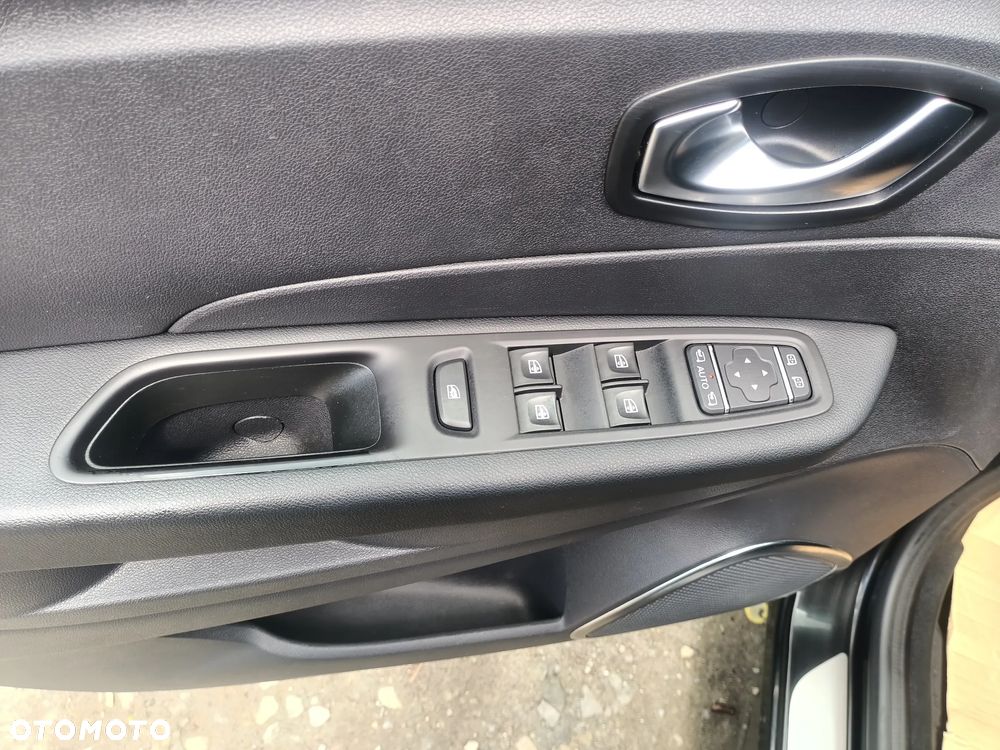 Renault Captur (ENERGY) TCe 90 LIMITED - 10