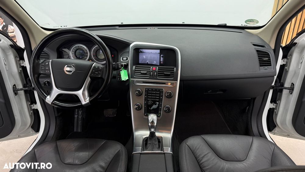 Volvo XC 60 D5 AWD Aut. Summum - 7