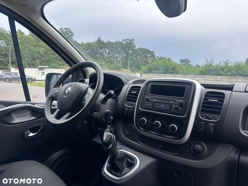 Renault Trafic - 11
