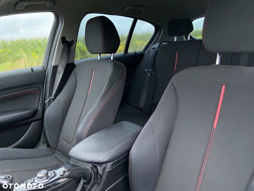 BMW Seria 1 118d Sport Line - 10