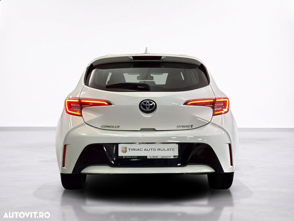 Toyota Corolla - 5