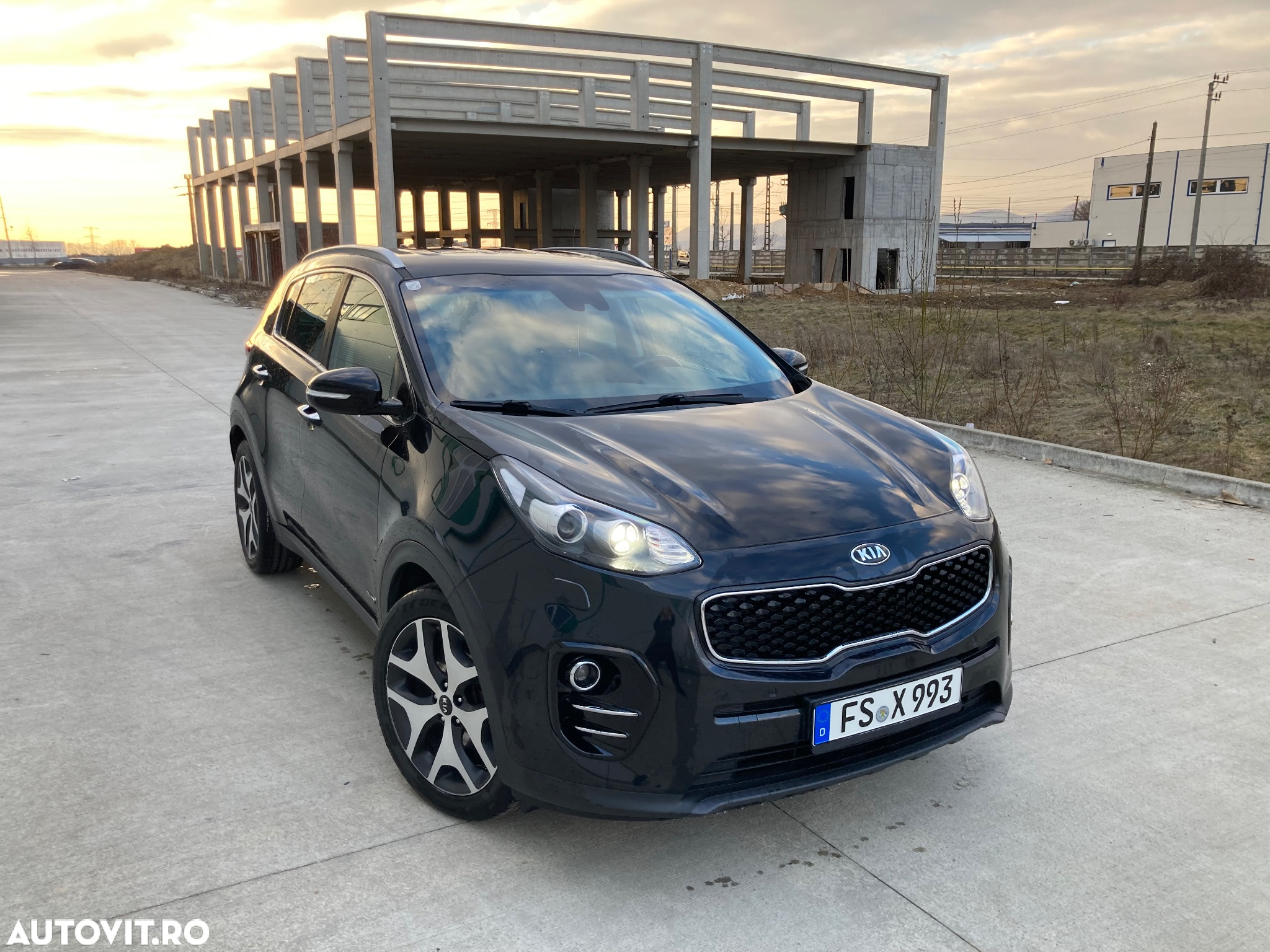 Kia Sportage 2,0 CRDI AWD Aut. Platinum - 30