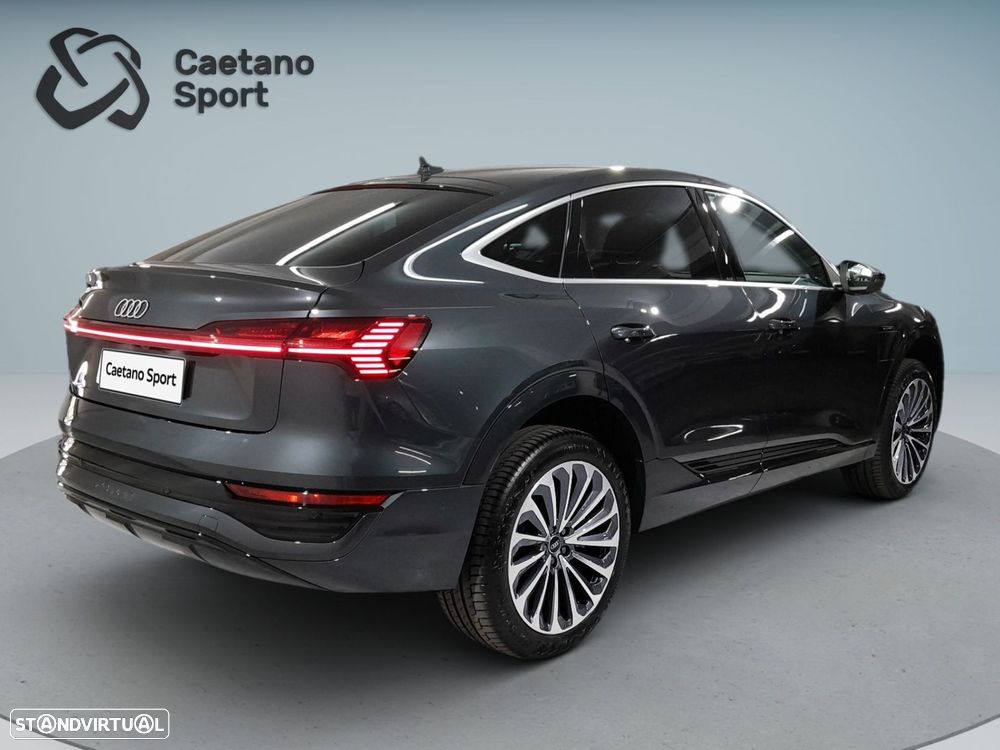 Audi Q8 e-Tron Sportback 55 quattro Advanced - 9