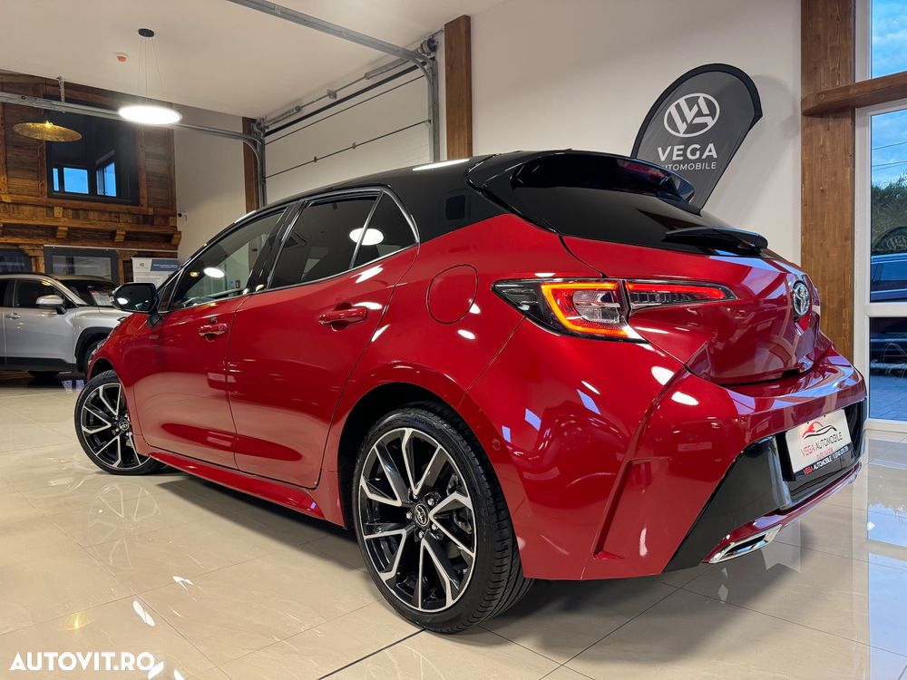 Toyota Corolla ver-2-0-hsd-gr-sport - 4