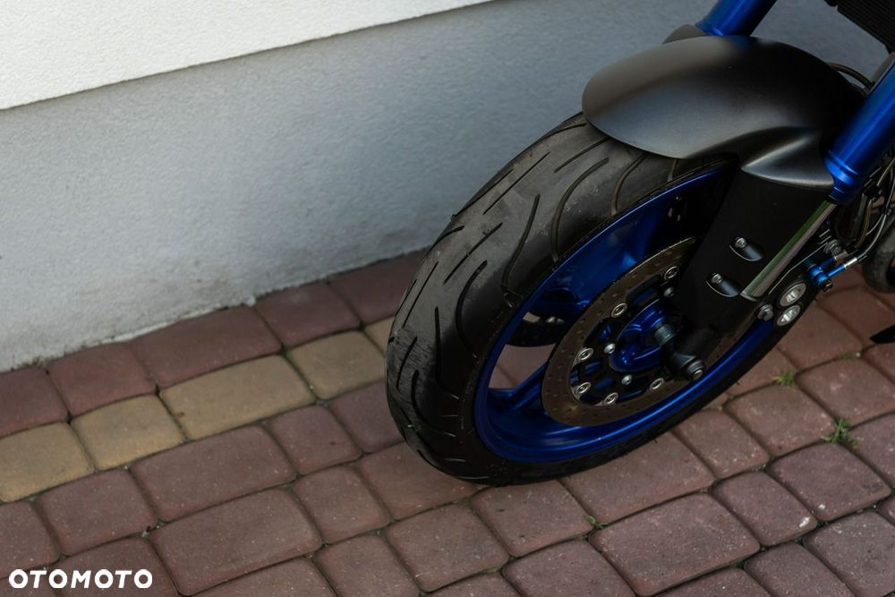 Yamaha FZ - 9