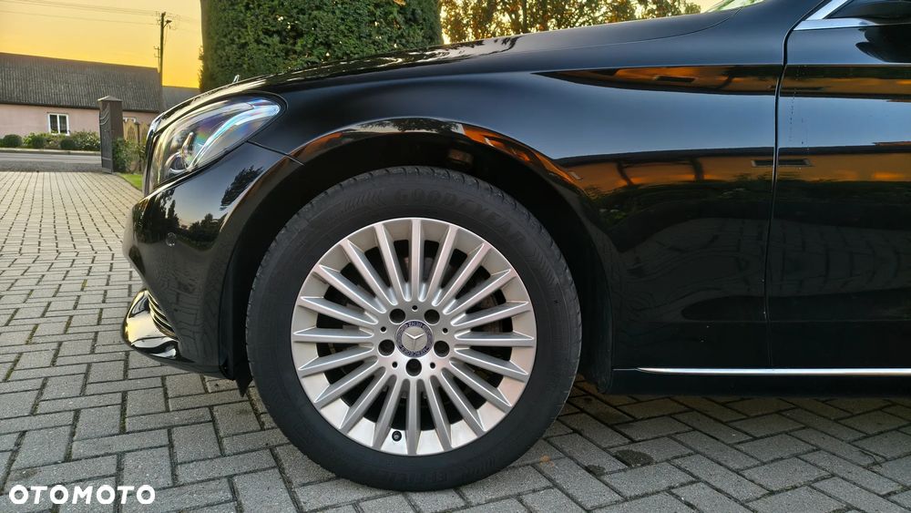 Mercedes-Benz Klasa C 200 7G-TRONIC Exclusive - 9