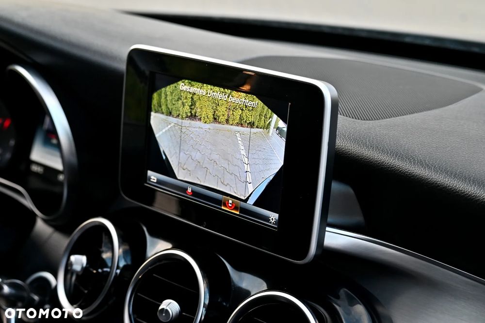 Mercedes-Benz Klasa C 200 Avantgarde - 38