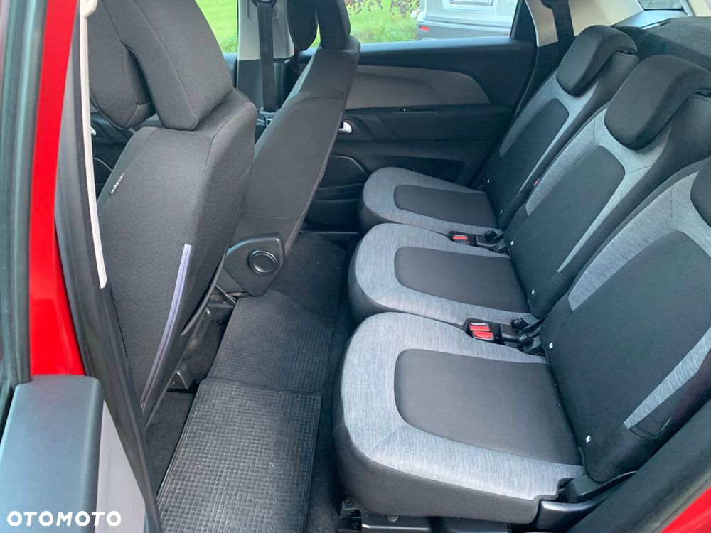 Citroën C4 Picasso 1.6 HDi Attraction - 9