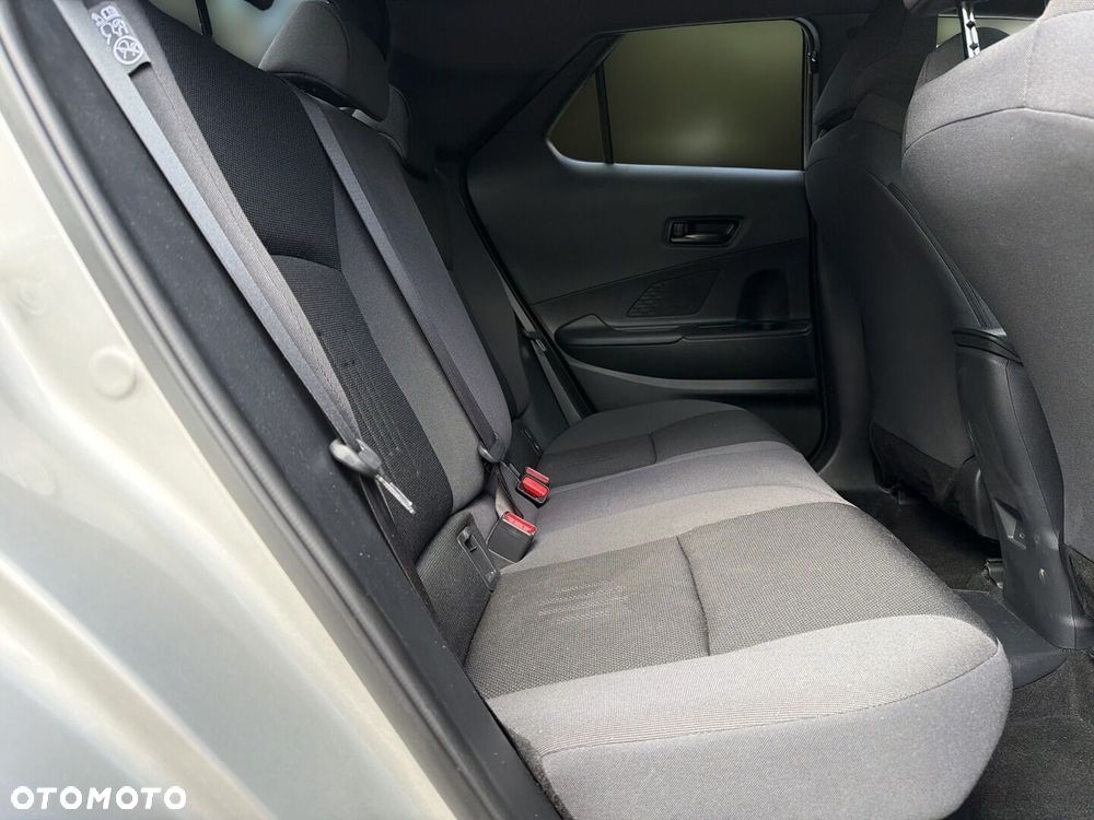 Toyota C-HR - 11
