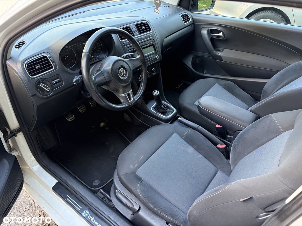 Volkswagen Polo - 5