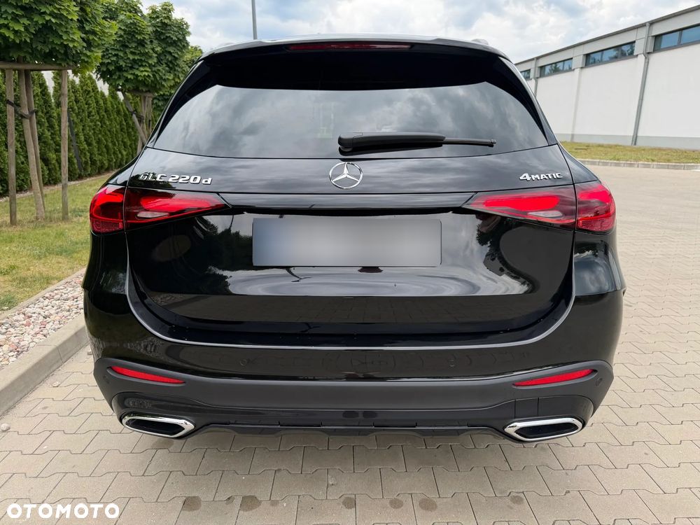 Mercedes-Benz GLC 220 d mHEV 4-Matic AMG Line - 4