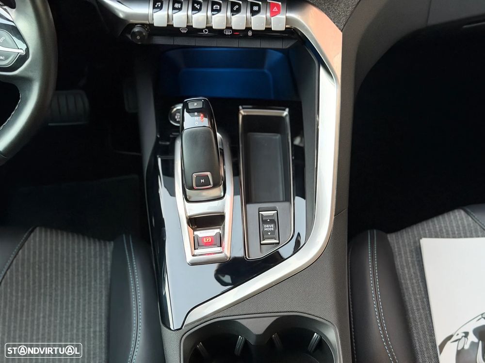 Peugeot 5008 1.2 PureTech Allure Pack EAT8 - 12