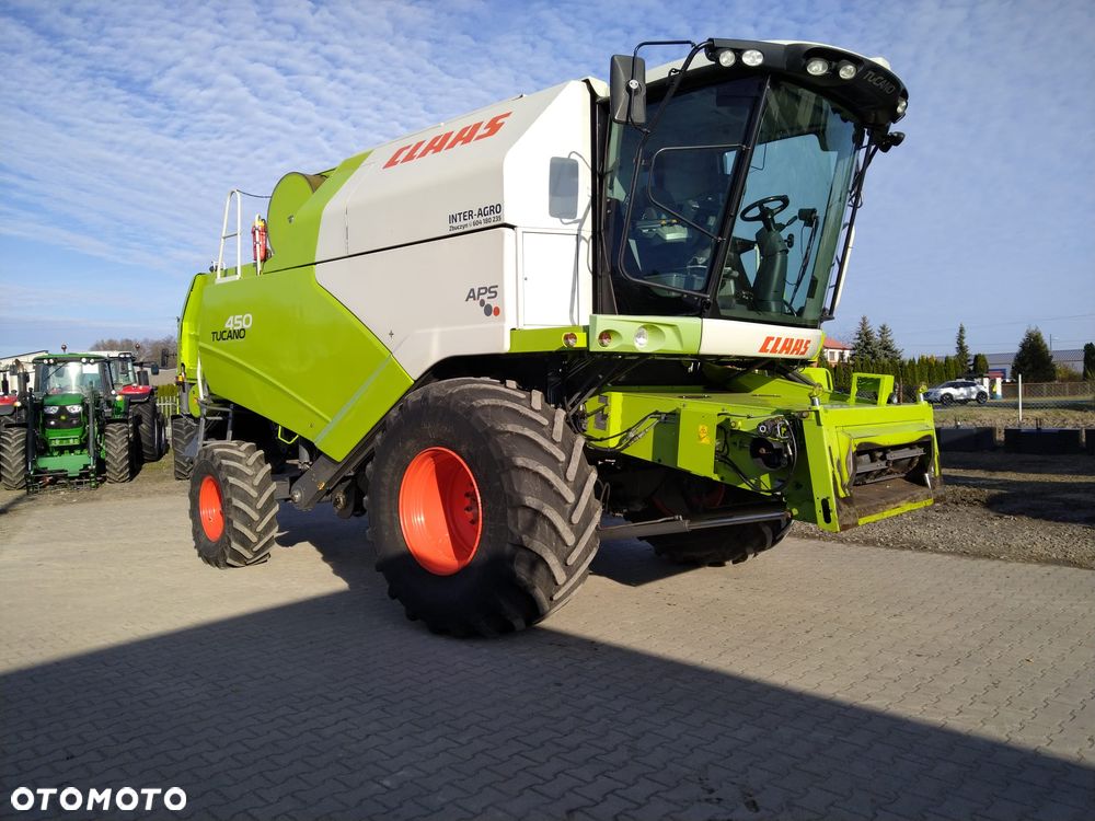 Claas Tucano 450 - 4