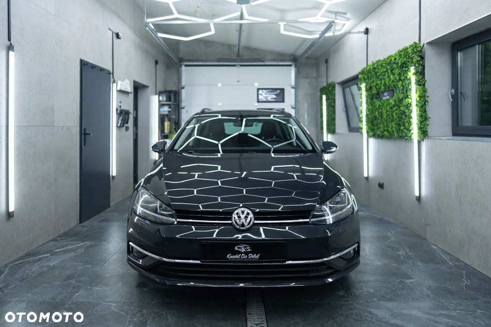 Volkswagen Golf 1.6 TDI SCR Comfortline - 6