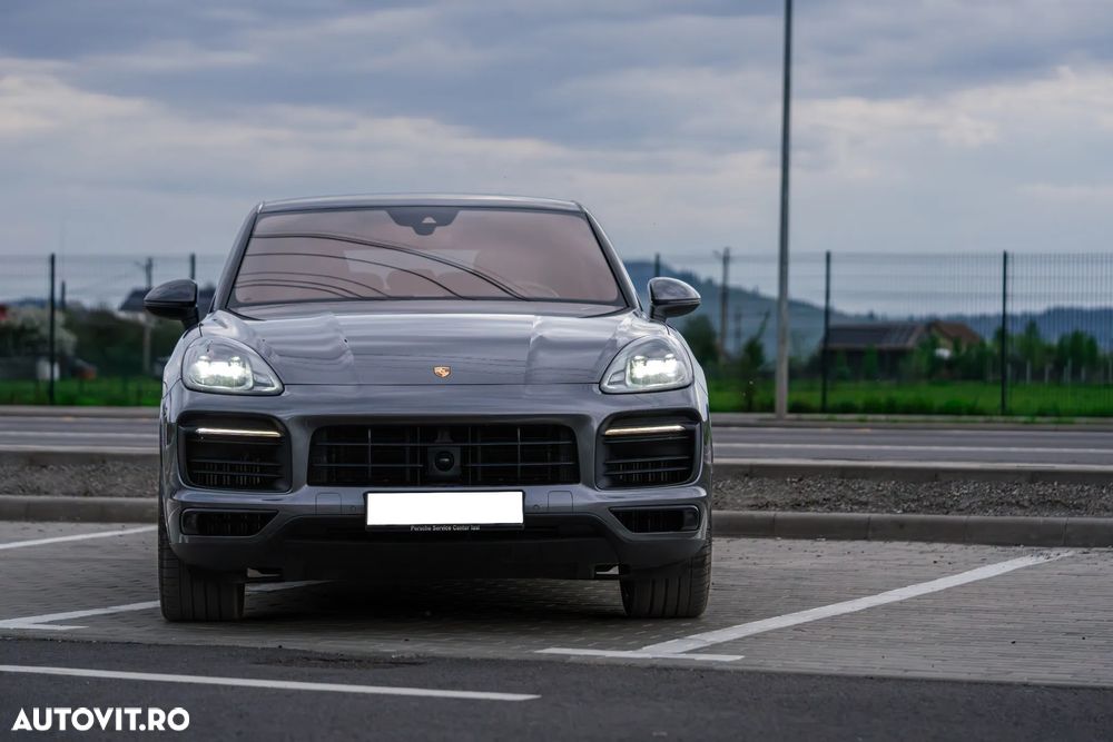 Porsche Cayenne Coupe S - 2
