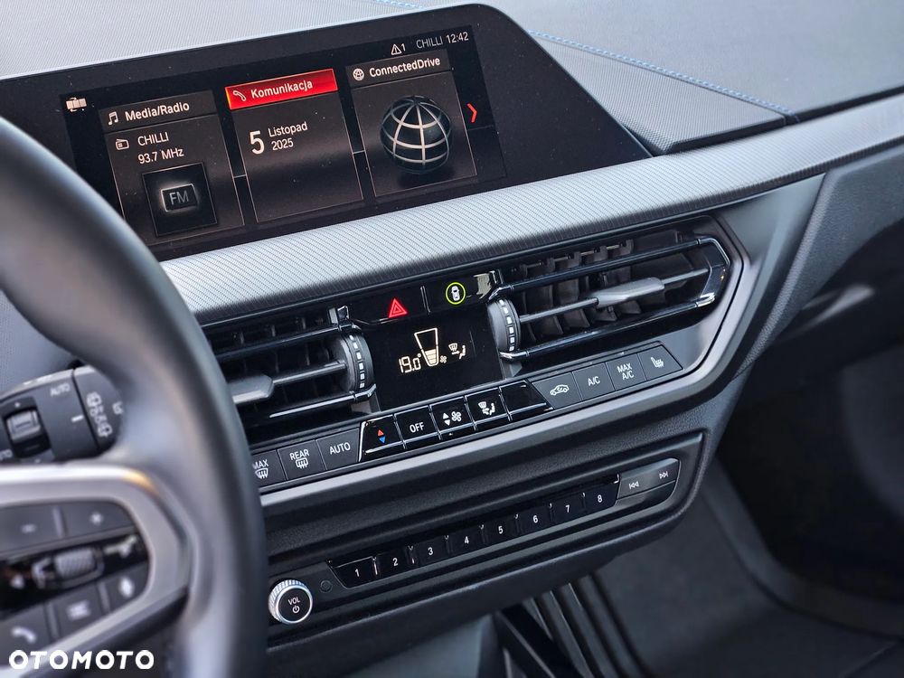 BMW Seria 1 118i M Sport - 19