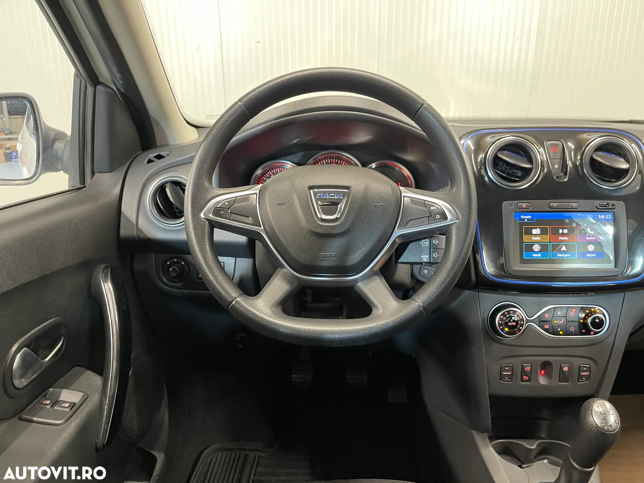 Dacia Logan 1.5 Blue dCi Prestige - 6