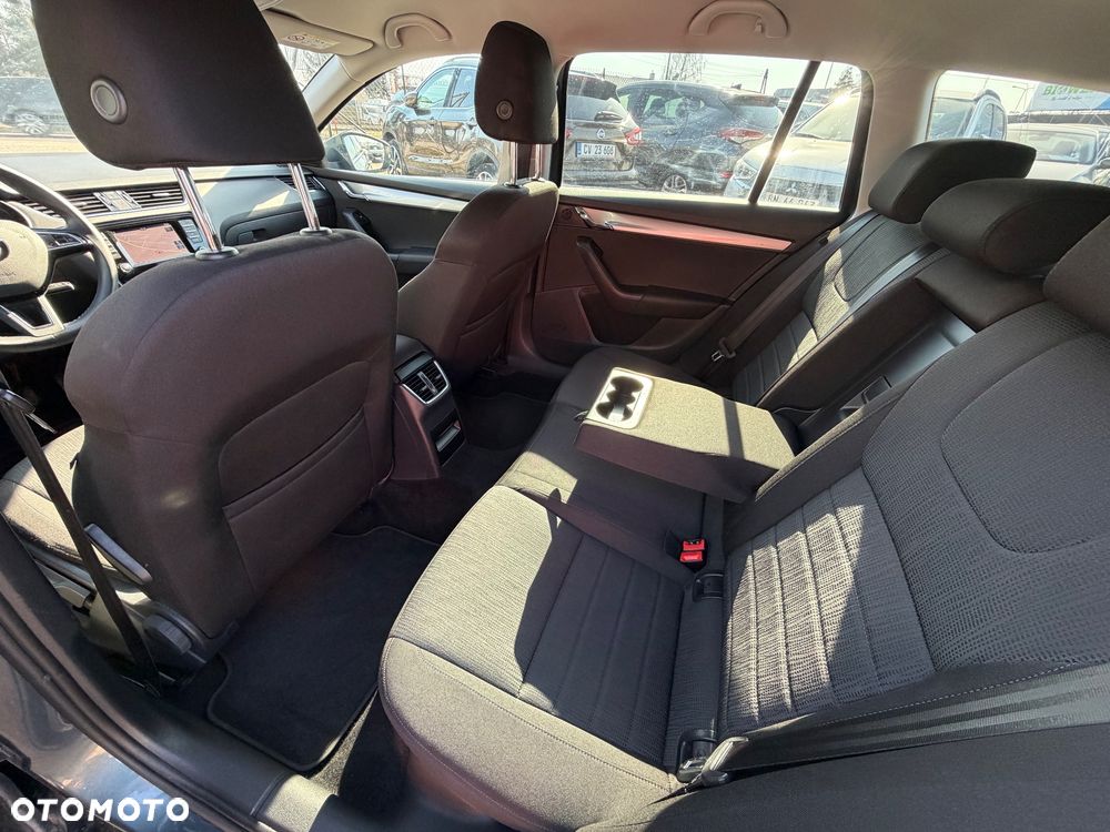 Skoda Octavia - 6