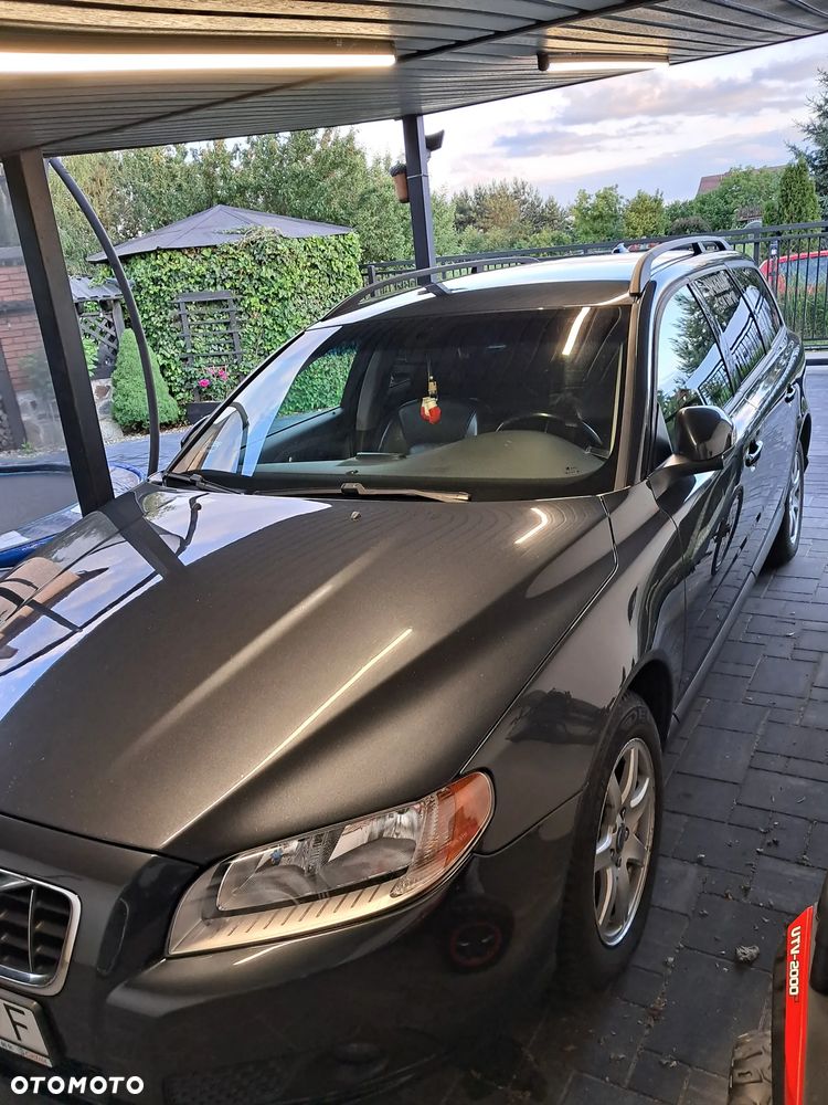 Volvo V70 - 1