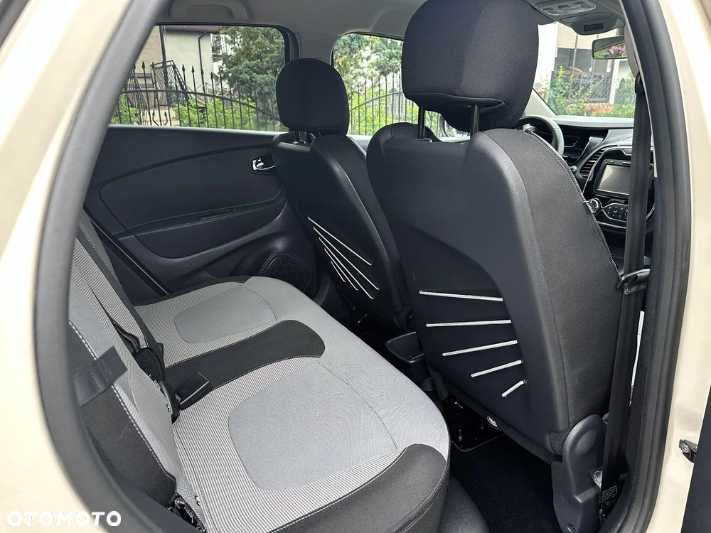 Renault Captur 1.2 Energy TCe Limited EDC - 10