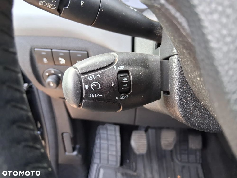 Citroën Berlingo Multispace e-HDi 90 FAP Selection - 17